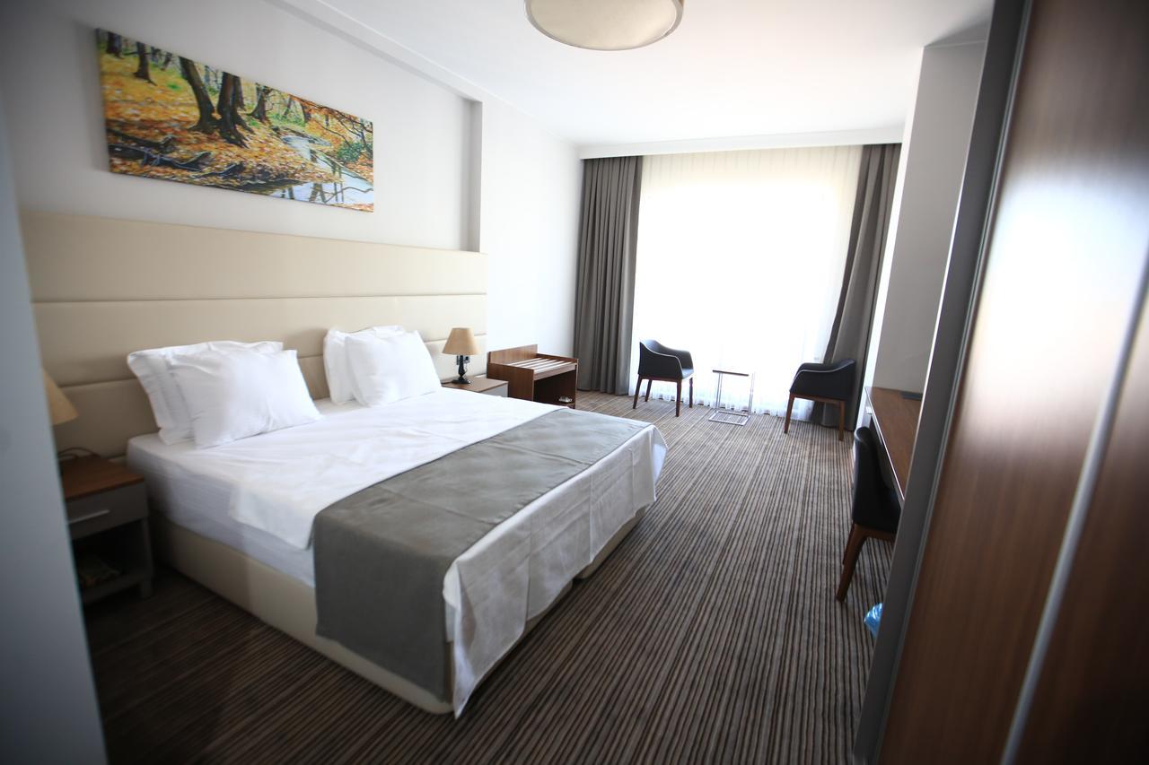 Familya Otel Erbaa Buitenkant foto